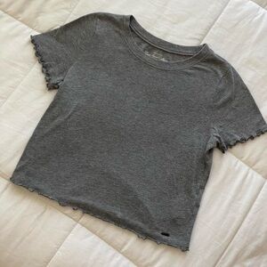grey hollister t-shirt M